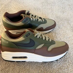 Nike Air Max Men's Sneakers